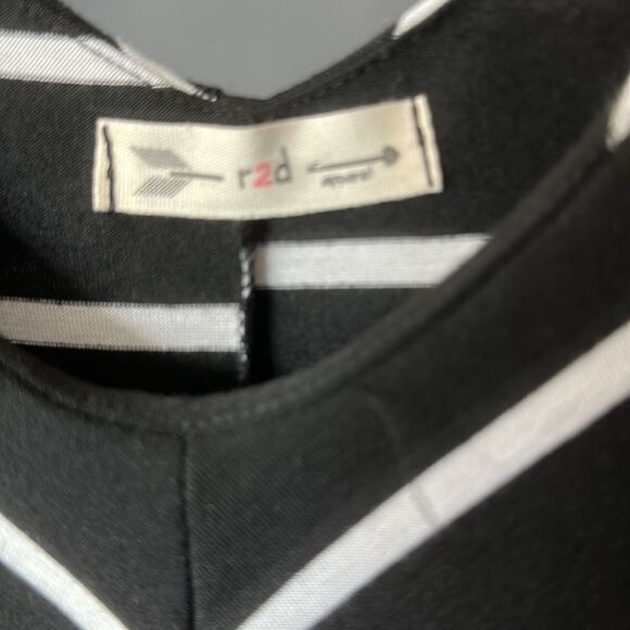 R2D Striped Maxi Dress - Picture 4 of 5